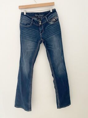 Ariya y2k 2000s low rise flare cut jeans size 9/10